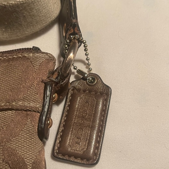 Coach Parker Crossbody Bag In Signature Crème Jacquard W Gold Accents GUC - Picture 3 of 16